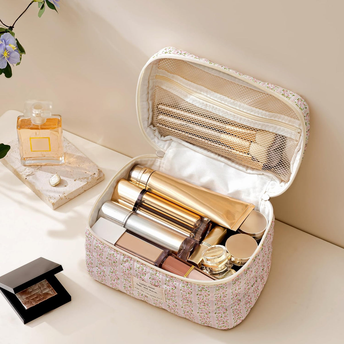 HBselect Large Quilted Makeup Bag for Women Cute Cotton Travel Cosmetic Bag | Floral Coquette Aesthetic Toiletry Organizer Bag with Handle, Portable Multifunctional Makeup Bag, Gifts for Bridesmaids